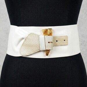 Vintage 80s Magid Wide White Leather Waist Belt Gold Sculptural Buckle M